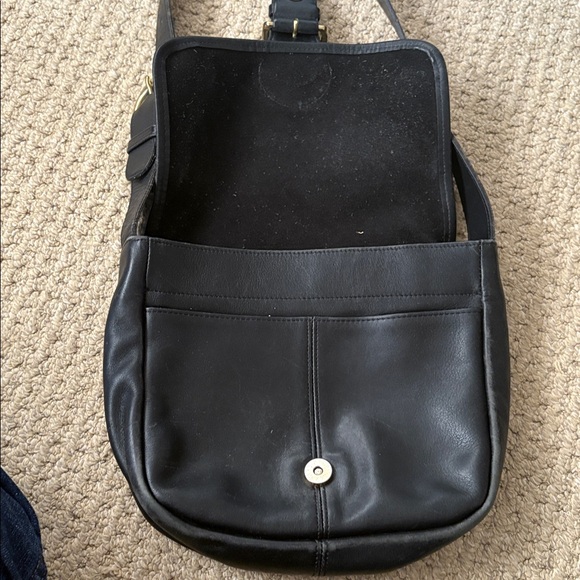 Vintage Coach Bedford Flap Shoulder Purse Black Leather - Picture 7 of 10